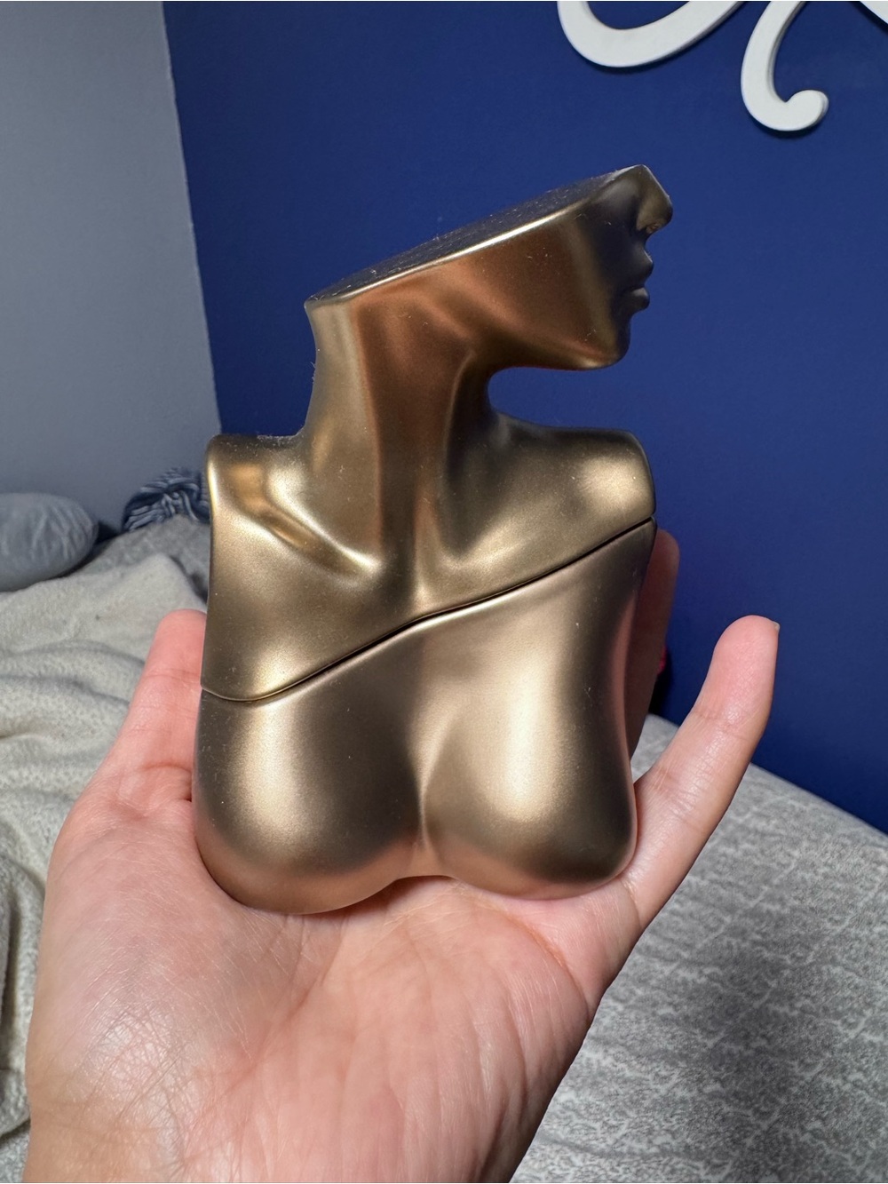 BILLIE ELLISH PERFUME